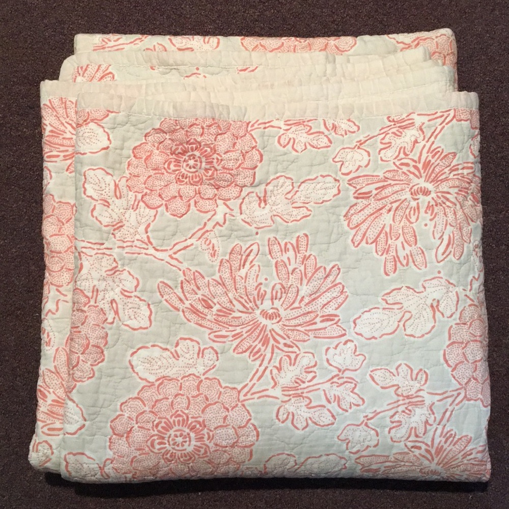 Threshold summer quilt